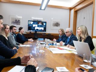 El Gobierno de Aragón traslada calma para el consumo de carne de cerdo ante los casos de Peste Porcina Africana en Cataluña.