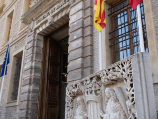 Fachada edificio Pignatelli, sede Gobierno de Aragón