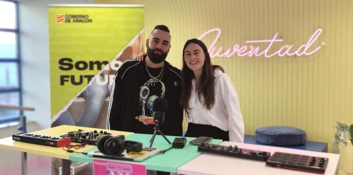 La gerente del IAJ y el COO de Feelsing han presentado este jueves Aragón Music, con inscripciones abiertas hasta el 12 de diciembre