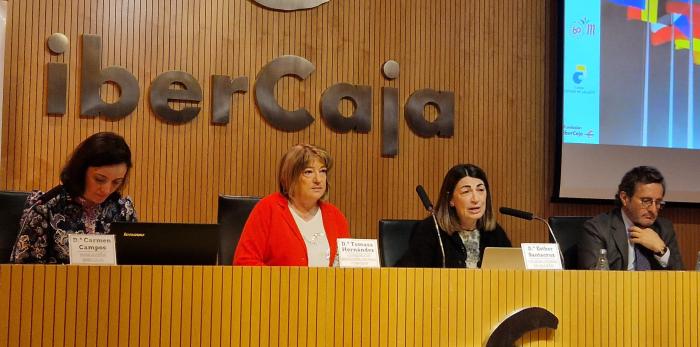 Tomasa Hernández inaugura la asamblea del programa "Modelo de Parlamento Europeo".