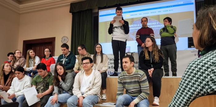 A la presentación del proyecto ha asistido la directora general de Igualdad de Oportunidades, María Victoria Alquézar