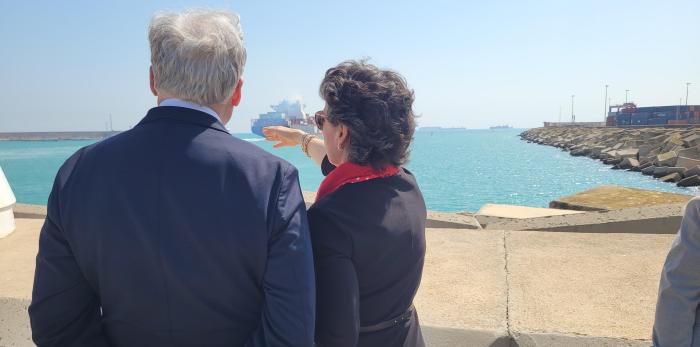 Visita a las instalaciones del Puerto de Valencia.