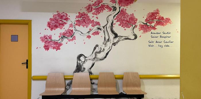 Image 1 of article El Hospital Nuestra Señora de Gracia de Zaragoza estrena un mural artístico en su Unidad de Trastornos Alimentarios