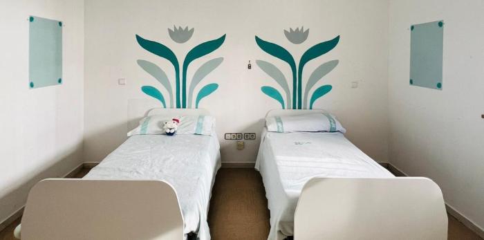 Image 3 of article El Hospital Nuestra Señora de Gracia de Zaragoza estrena un mural artístico en su Unidad de Trastornos Alimentarios