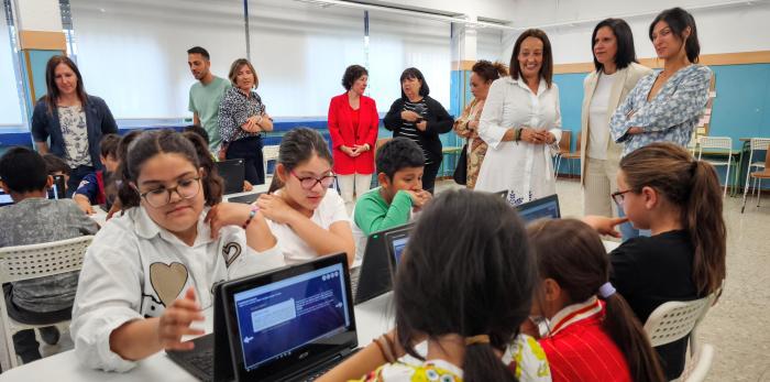 Una docena de chicos y chicas del CEIP Torre Ramona están mejorando sus habilidades digitales al amparo del proyecto CODI
