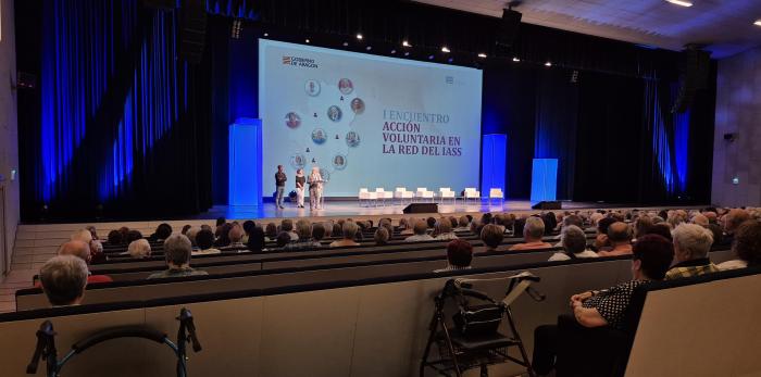 Voluntarios de las tres provincias se han dado cita en el I Encuentro de Acción Voluntaria de la red de hogares del IASS