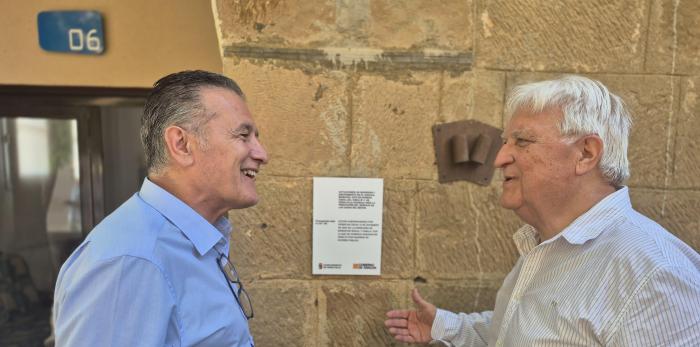 El DG, el alcalde y la concejala de Cultura del Ayuntamiento de Peraltilla han visitado las instalaciones junto al jefe de obra