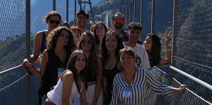 La delegación aragonesa la han formado 9 jóvenes -hubo una baja por enfermedad- y la técnico del IAJ