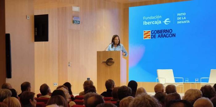 Alrededor de 200 personas han asistido al acto, que ha tenido lugar en el Salón Rioja del Patio de la Infanta