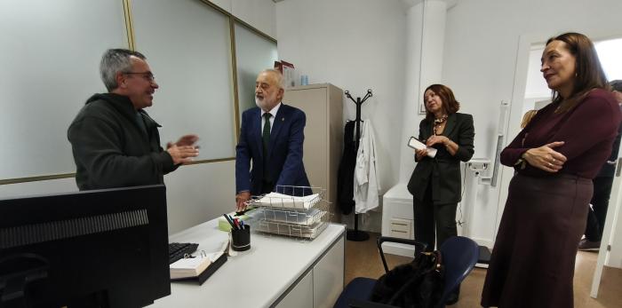 En la visita de este viernes al CADZA la Consejera ha repasado los datos de la discapacidad y también en cuanto a la dependencia