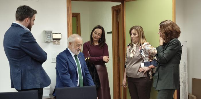 En la visita de este viernes al CADZA la Consejera ha repasado los datos de la discapacidad y también en cuanto a la dependencia