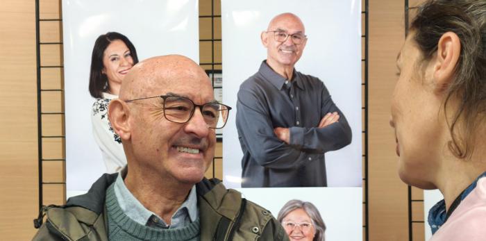 Muchos de los protagonistas de la muestra y varios vecinos de Pastriz han estado presentes en la inauguración de Semblanzas