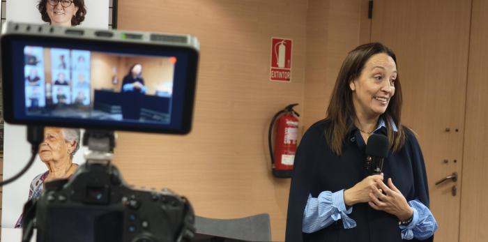 Muchos de los protagonistas de la muestra y varios vecinos de Pastriz han estado presentes en la inauguración de Semblanzas