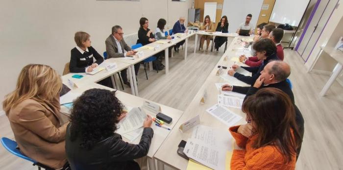 Es la cuarta de las reuniones de esta comisión, encargada de orquestar el diálogo permanente entre las entidades