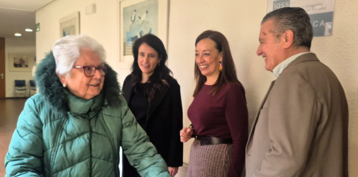 En el hogar del IASS de Barbastro se llevan a cabo varias actividades de prevención de la dependencia y atención comunitaria