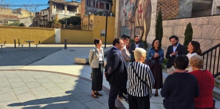 La Consejera en funciones ha visitado este viernes el hogar de personas mayores del IASS en Monzón