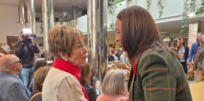 El Hogar Huesca ha celebrado este viernes cuatro décadas de comunidad y actividades para personas mayores