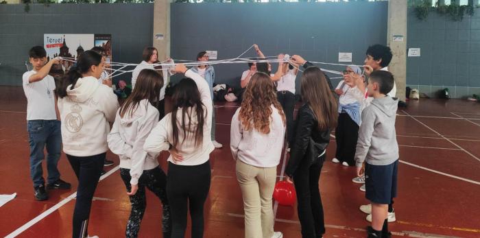 Unos 300 participantes del programa Alumnado Ayudante han estado este viernes en Teruel en una jornada de convivencia