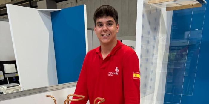 Francisco Beltrán durante su entrenamiento para las WorldSkills en Birmingham.