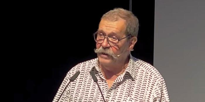 El aforo de la sala llevaba semanas completo, por lo que la conferencia del profesor Aspect ha sido retransmitida en directo