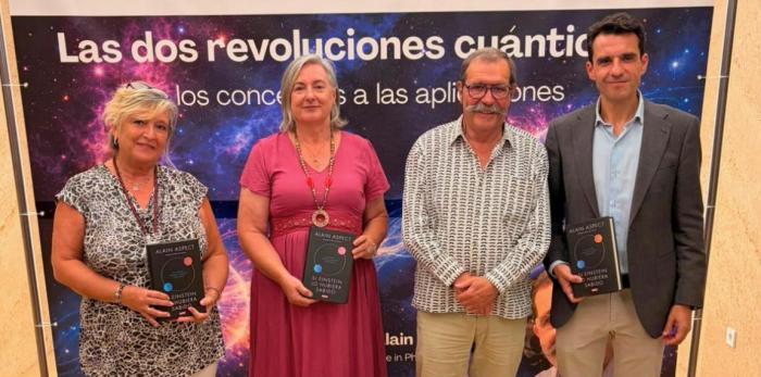 El aforo de la sala llevaba semanas completo, por lo que la conferencia del profesor Aspect ha sido retransmitida en directo