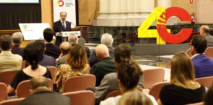 Lambán cierra el Foro de reducción de emisiones difusas