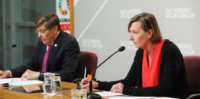 Aliaga presenta la línea de ayudas para el Programa de modernización del comercio