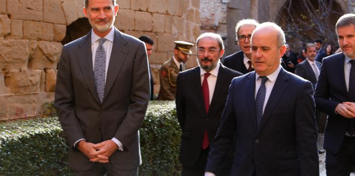 El Rey Felipe VI inaugura en Alcañiz la exposición "Territorios 5X50" en la clausura del 50 aniversario de la UNED