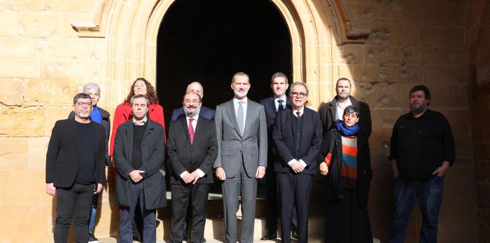 El Rey Felipe VI inaugura en Alcañiz la exposición "Territorios 5X50" en la clausura del 50 aniversario de la UNED