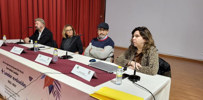 Clausura a cargo de la consejera Mayte Pérez de las jornadas de la Red Aragonesa de Desarrollo Rural en la localidad turolense de Villarquemado