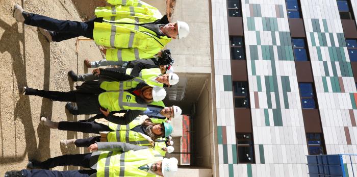 El Presidente Lambán visita las obras del hospital de Teruel