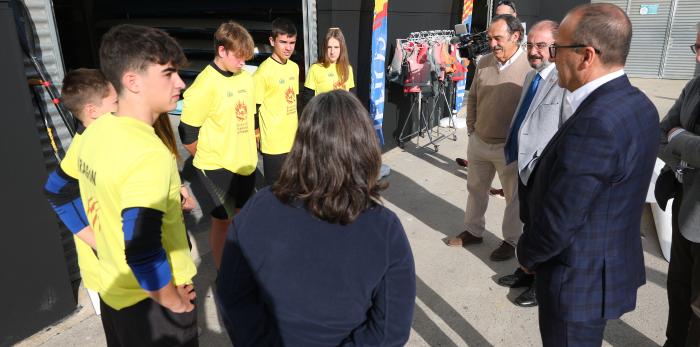 Lambán visita el CN Helios