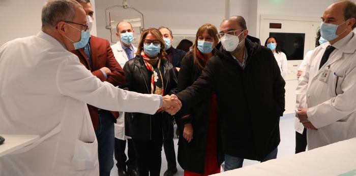 Lambán y Sánchez visitan el Hospital Clínico Universitario Lozano Blesa