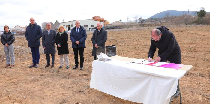 Primera piedra de la residencia de mayores de Ateca