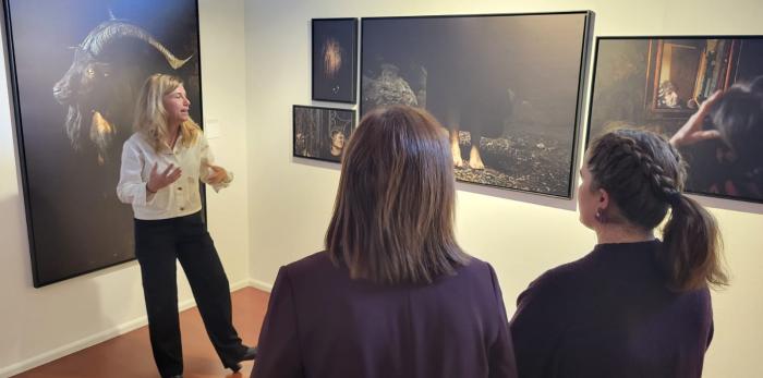 María Goikoetxea, en la presentación de la exposición 'Brujas', de Judith Prat, en el Centro de Historias de Zaragoza