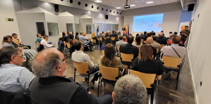 Presentación de la Plataforma de Emprendimiento y Trabajo Autónomo