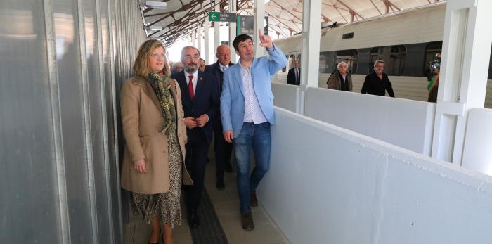 Visita a la obra ferroviaria en Canfranc