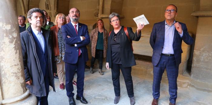 Lambán visita las obras de San Pedro el Viejo y el Círculo Católico