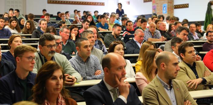 Lambán inaugura la jornada sobre la empresa y el medio rural en la EUPLA