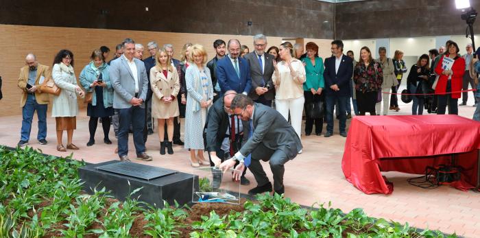 Presentación de las obras del edificio de la Facultad de Filosofía y Letras