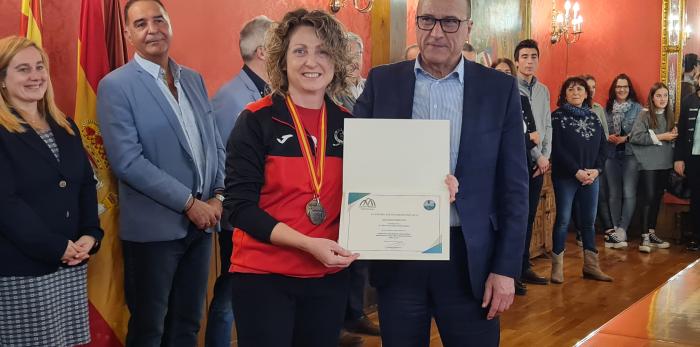 Recepción a deportistas de hockey hielo y curling en Jaca