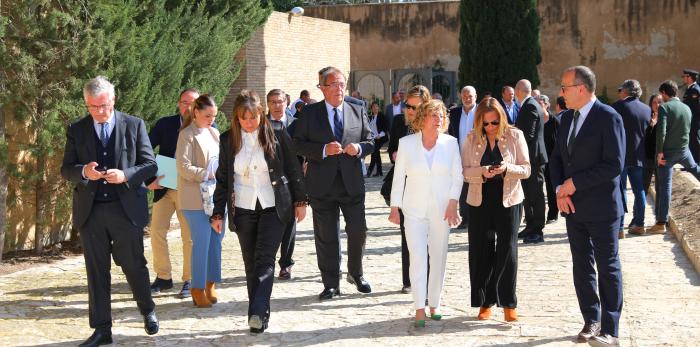 El Monasterio de Sijena acoge la celebración de un Consejo de Gobierno extraordinario