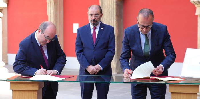 Lambán e Iceta visitan el Museo de Zaragoza y La Mantería