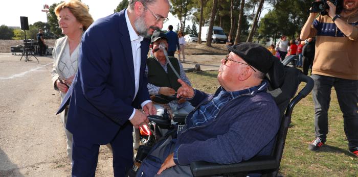 Presentación del Proyecto de Complejo residencial y de servicios de Valdefierro