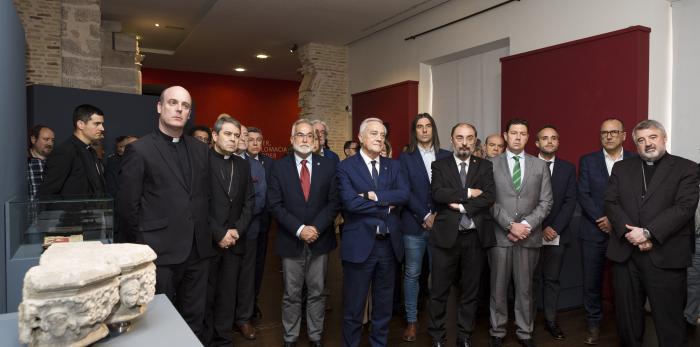 Inauguración de la exposición sobre el Papa Luna en el 600 aniversario de su muerte