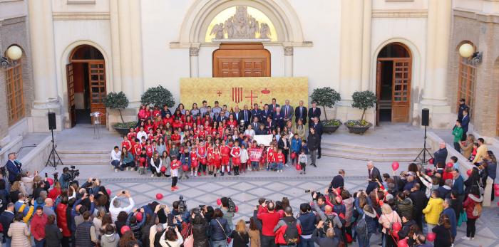 El Presidente de Aragón recibe a las campeonas de la Copa Reina