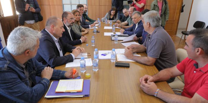 Reunión con los alcaldes por el incendio de San Agustín