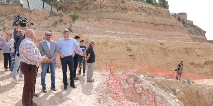 Encuentro con vecinos afectados por el derrumbe del cerro Pui Pinos de Alcañiz