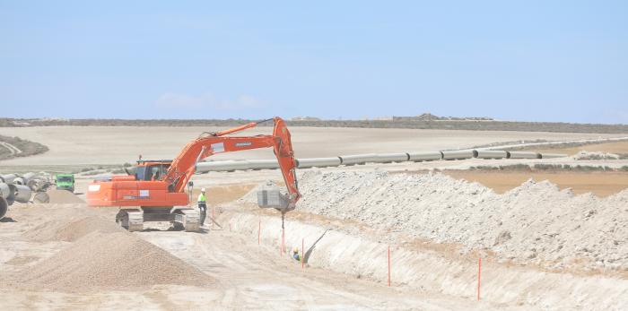 Lambán visita los regadíos del sector VIII de Monegros II