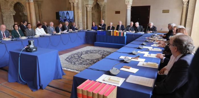 La RAE celebra este jueves en Zaragoza un pleno extraordinario